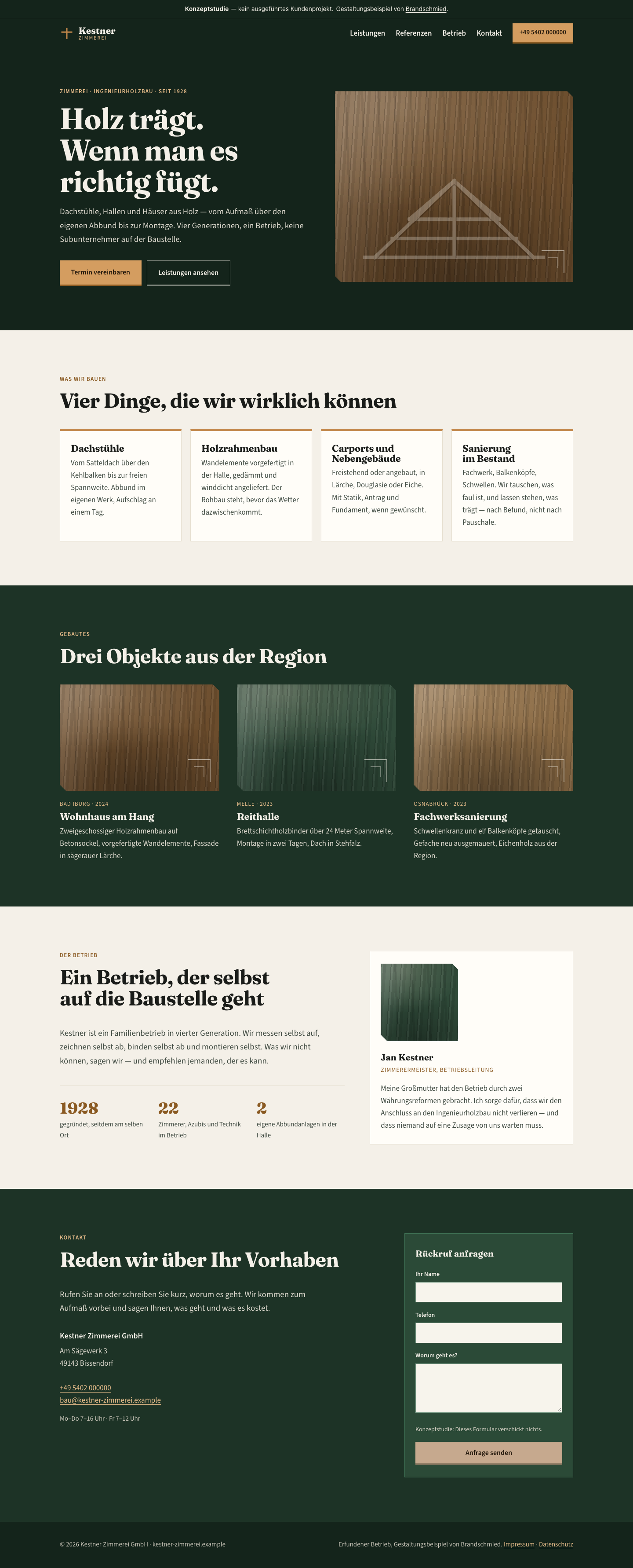 Konzeptstudie Kestner Zimmerei, Entwurf der neuen Website: dunkles Waldgrün, kräftige Serifenschrift, großflächige Bilder.